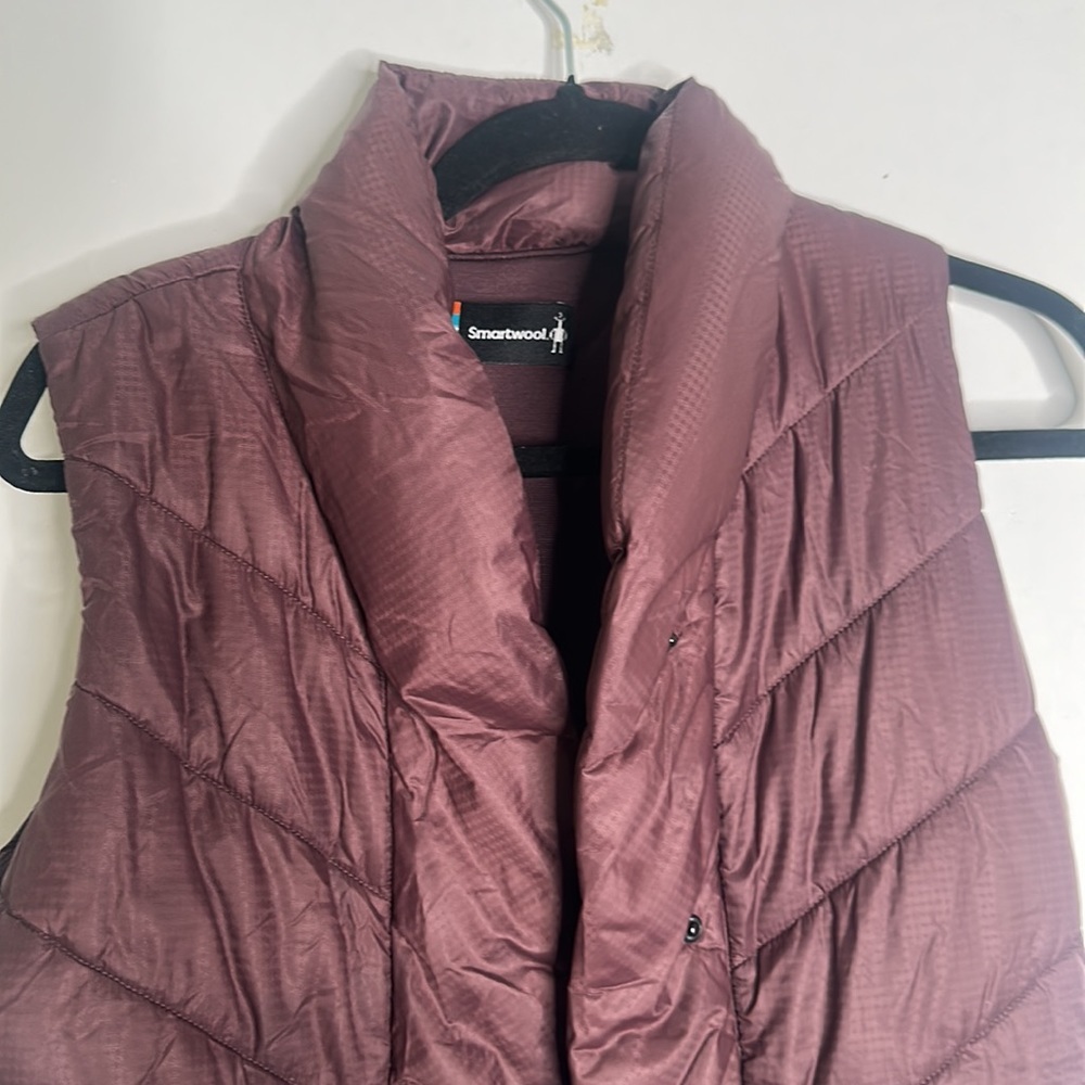 Smart wool smart loft wool burgundy puffer vest size small - Picture 13 of 16